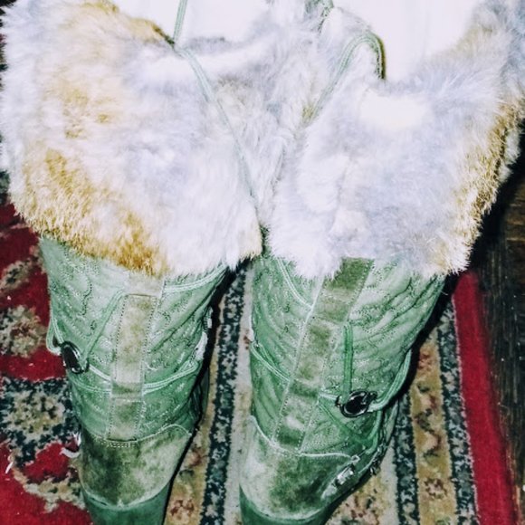 Akdmks Size 7 (US) Green - Picture 3 of 5